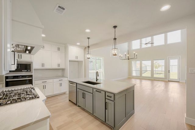 9912 Oak Glade Drive, Denton, TX 76207