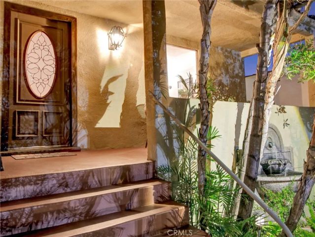 1522 N Avenue 49, Los Angeles, CA 90042