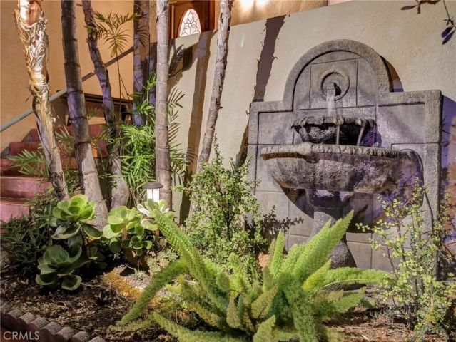 1522 N Avenue 49, Los Angeles, CA 90042