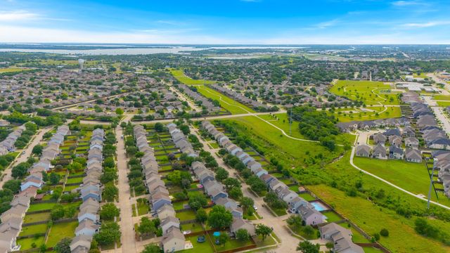 915 Chickesaw Lane, Wylie, TX 75098