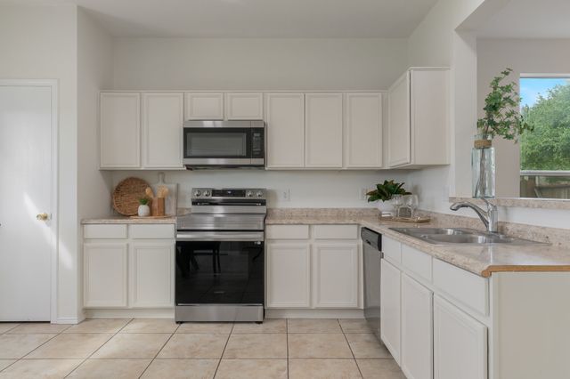 915 Chickesaw Lane, Wylie, TX 75098