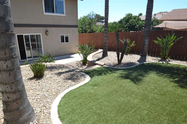 1133 Persimmon Ave 10, El Cajon, CA 92021
