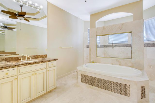 660 SW Yacht Basin Way, Stuart, FL 34997