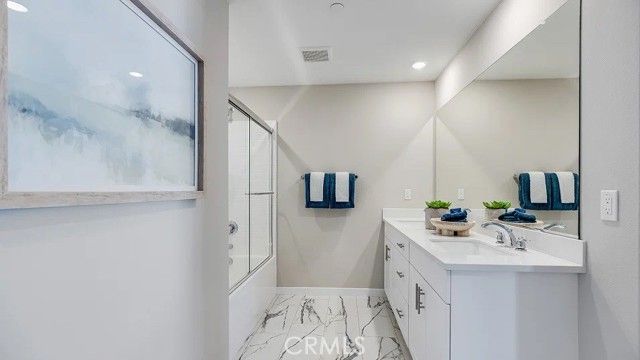 1164 Thunderchief Lane, Rialto, CA 92376