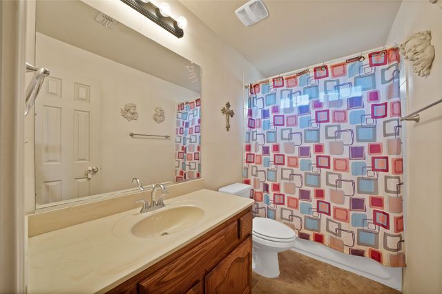 2815 Kaitlin Way, Grand Prairie, TX 75052