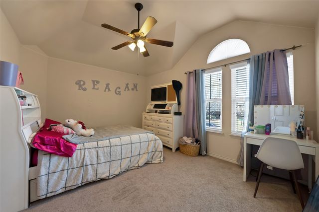 2815 Kaitlin Way, Grand Prairie, TX 75052