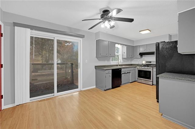 174 SE 421 Road, Warrensburg, MO 64093