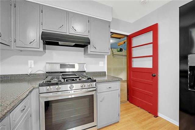 174 SE 421 Road, Warrensburg, MO 64093