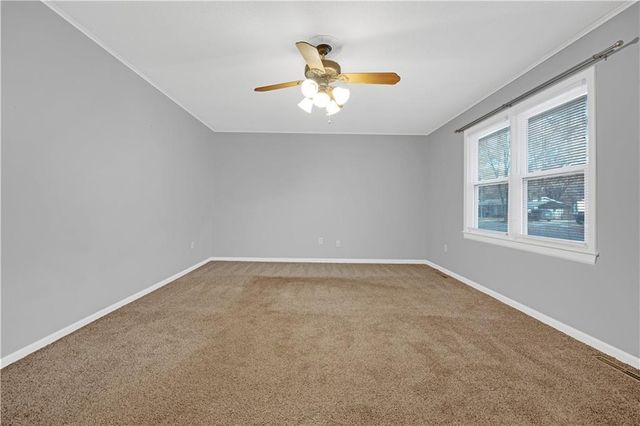 174 SE 421 Road, Warrensburg, MO 64093