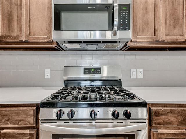 17613 Nantucket Avenue, Edmond, OK 73012