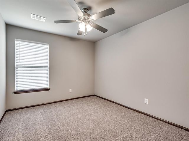 17613 Nantucket Avenue, Edmond, OK 73012