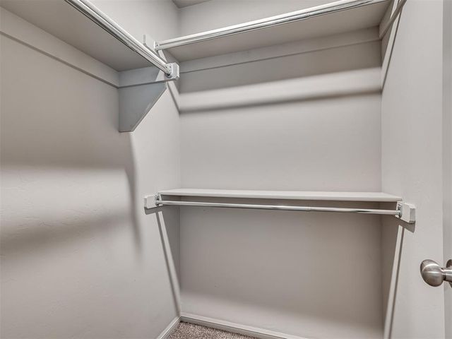 17613 Nantucket Avenue, Edmond, OK 73012