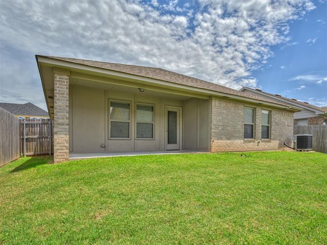 17613 Nantucket Avenue, Edmond, OK 73012