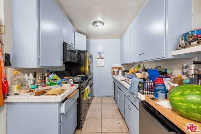 2325 S Ridgeley Drive, Los Angeles, CA 90016