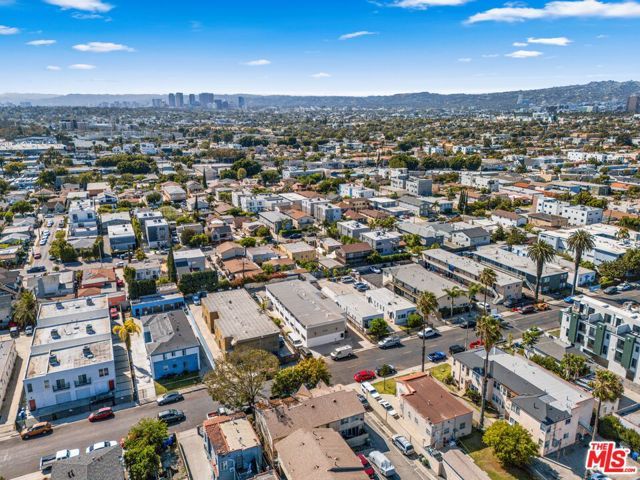 2325 S Ridgeley Drive, Los Angeles, CA 90016