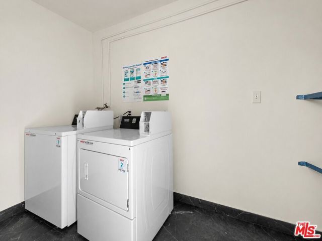 2325 S Ridgeley Drive, Los Angeles, CA 90016