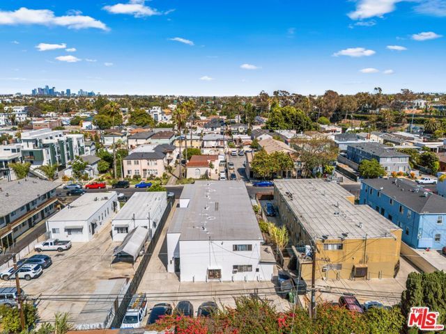 2325 S Ridgeley Drive, Los Angeles, CA 90016