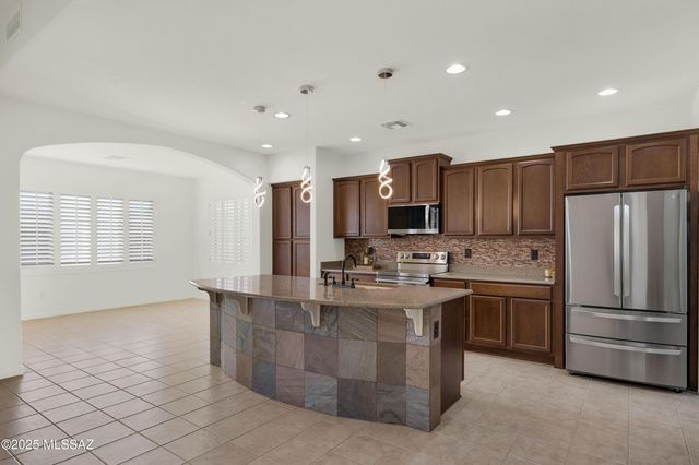 62733 E Sandlewood Road, Saddlebrooke, AZ 85739