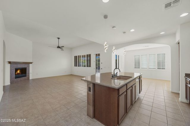 62733 E Sandlewood Road, Saddlebrooke, AZ 85739