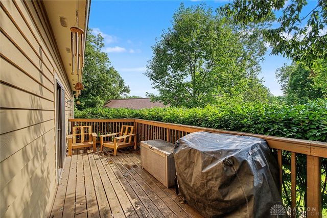 7700 N Winding Way, Tipp City, OH 45371