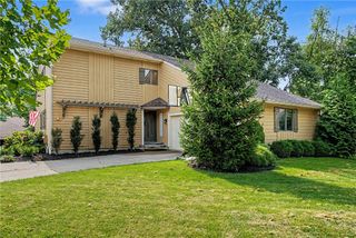 7700 N Winding Way, Tipp City, OH 45371