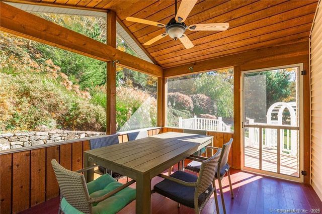 11 Squantz View Drive, New Fairfield, CT 06812