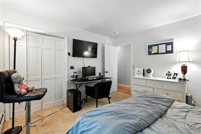 11 Squantz View Drive, New Fairfield, CT 06812