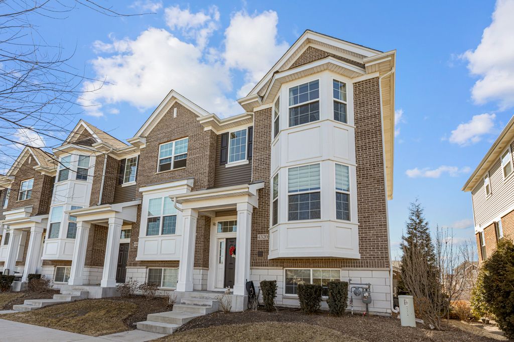 4320 Monroe Avenue, Naperville, IL 60564