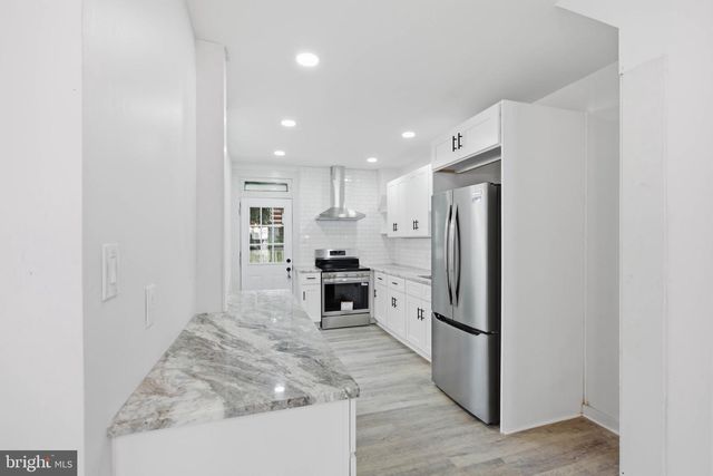923 LITITZ AVE, Lancaster, PA 17602