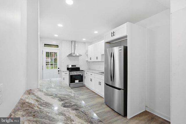 923 LITITZ AVE, Lancaster, PA 17602