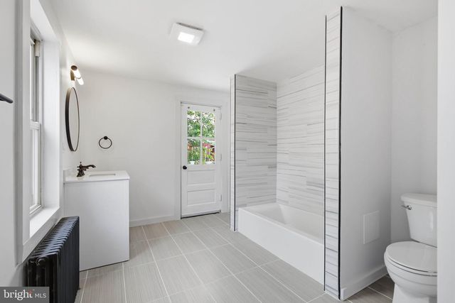 923 LITITZ AVE, Lancaster, PA 17602