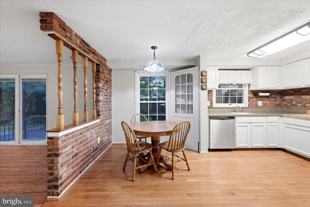 15923 DOLPHIN DR, Dumfries, VA 22025