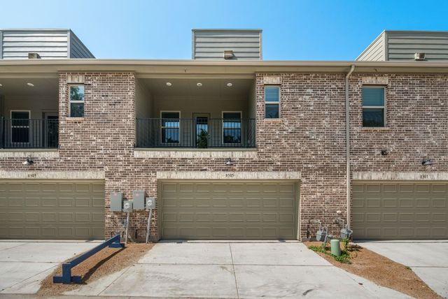 8305 Bayside Drive, Rowlett, TX 75088