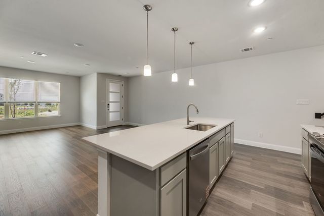 8305 Bayside Drive, Rowlett, TX 75088