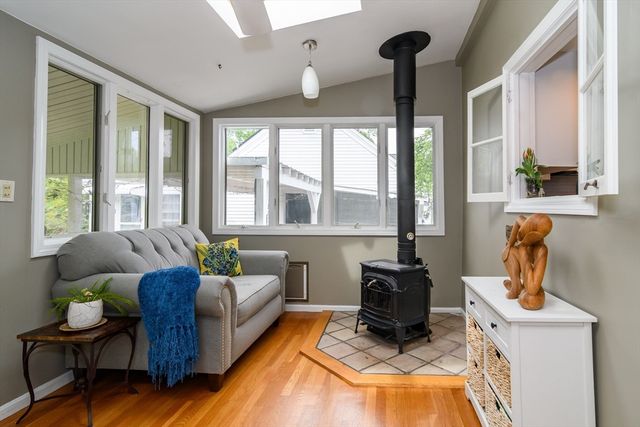 288 Bacon St, Natick, MA 01760