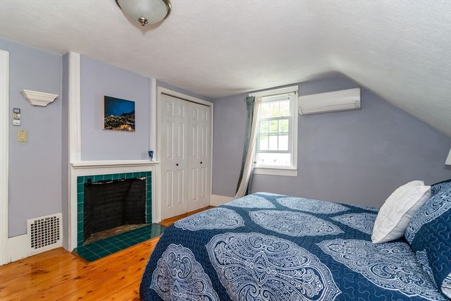 288 Bacon St, Natick, MA 01760