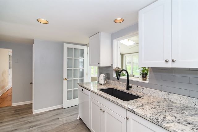 288 Bacon St, Natick, MA 01760