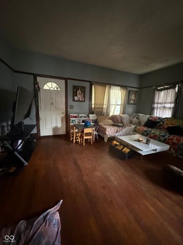 20 W Southern Avenue, Indianapolis, IN 46225