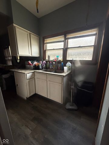 20 W Southern Avenue, Indianapolis, IN 46225