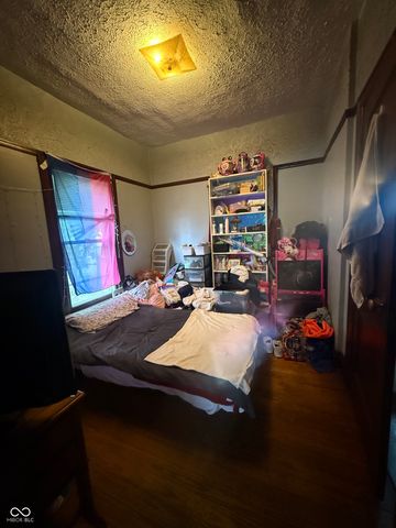 20 W Southern Avenue, Indianapolis, IN 46225