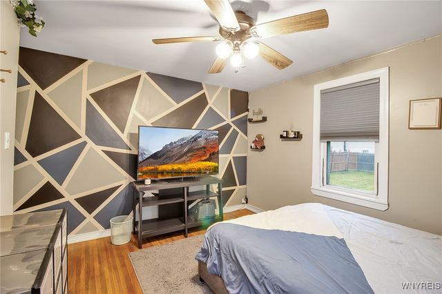 19 Crestwood Place, Cheektowaga, NY 14225