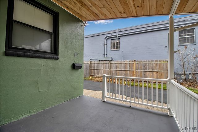 19 Crestwood Place, Cheektowaga, NY 14225