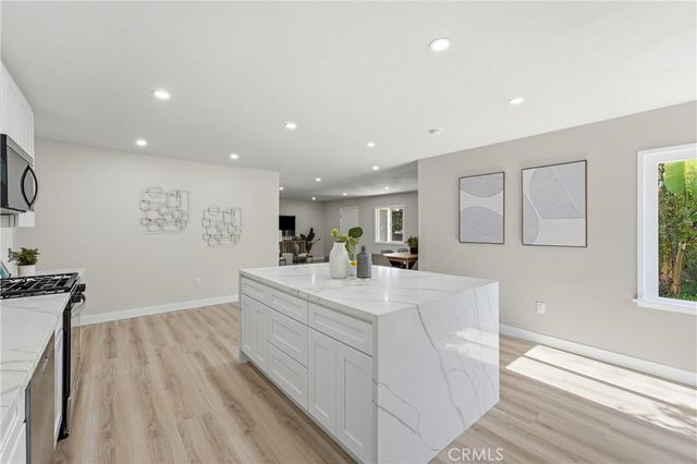 4318 W Mcfadden Avenue, Santa Ana, CA 92704