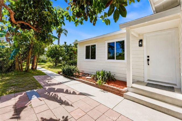 4318 W Mcfadden Avenue, Santa Ana, CA 92704