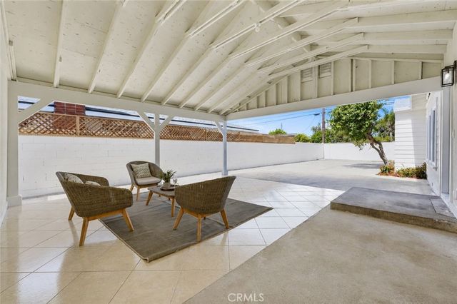 4318 W Mcfadden Avenue, Santa Ana, CA 92704