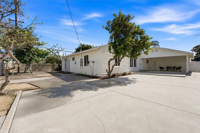 4318 W Mcfadden Avenue, Santa Ana, CA 92704