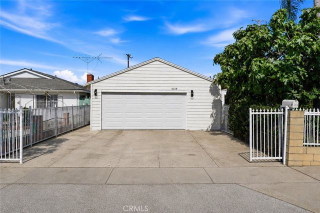 4318 W Mcfadden Avenue, Santa Ana, CA 92704