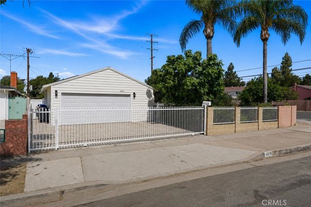 4318 W Mcfadden Avenue, Santa Ana, CA 92704