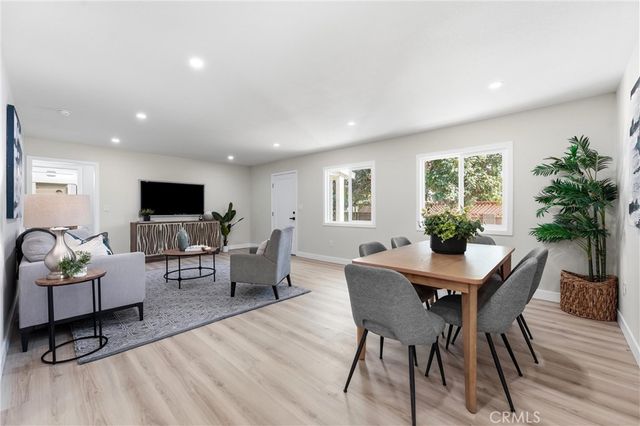 4318 W Mcfadden Avenue, Santa Ana, CA 92704