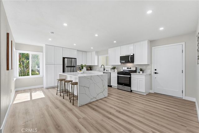 4318 W Mcfadden Avenue, Santa Ana, CA 92704